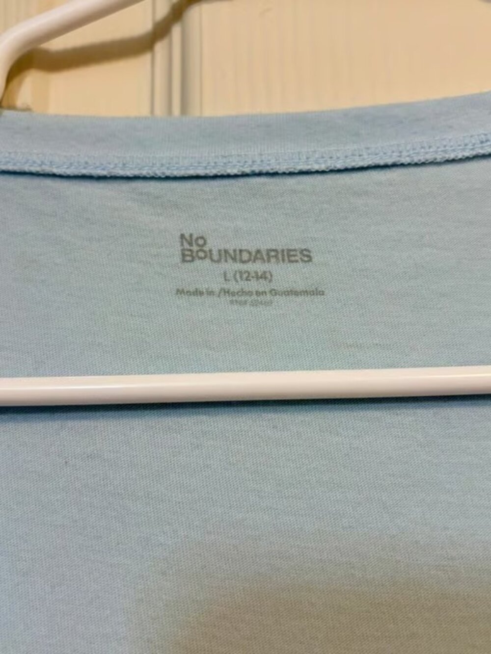 No Boundaries Light Blue Tee Scoop Neck Short Sleeve Basic Top L - Picture 3 of 5